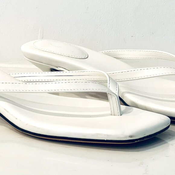 Lehoor WHITE Kitten Heels Flip-Flops Mules Thongs Square Open Toe Sandals, 8.5 - Picture 10 of 10